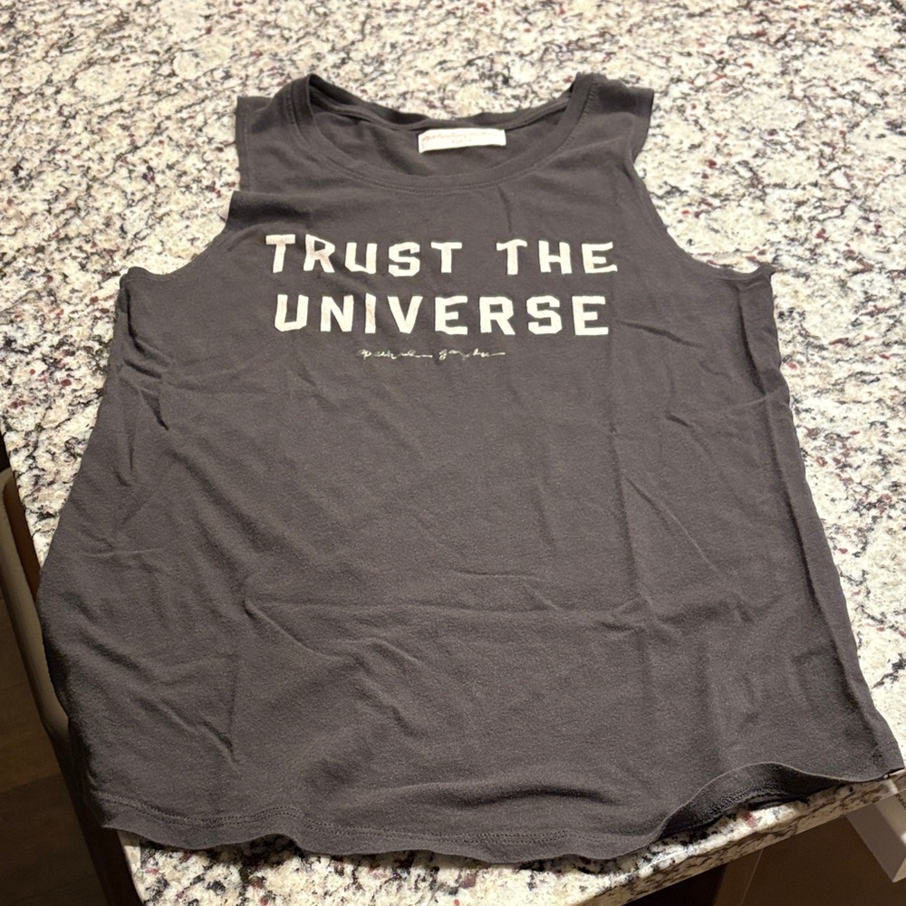 Spiritual Gangster Black 'Trust the Universe' Muscle Tee